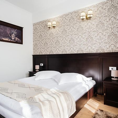 Hotel Turist Fălticeni Eksteriør bilde